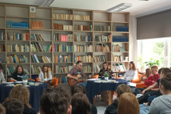 photo3
